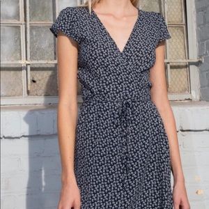 Brandy Melville - Robbie tie dress
